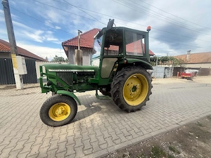Vând tractor john dire