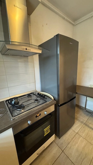 inchiriez apartament - imagine 4