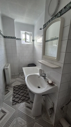 Apartament de închiriat pe termen lung  - imagine 7