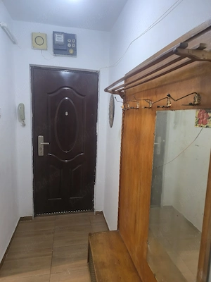 Vând sau schimb apartament de 2 camere - imagine 4