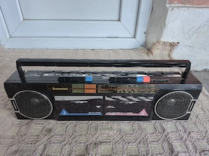Radiocasetofon Internațional