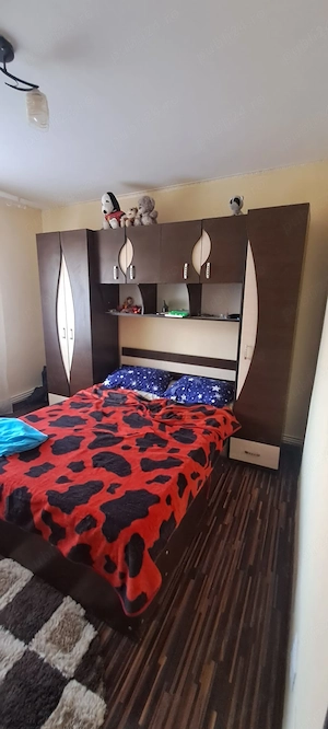 Închiriez apartament  - imagine 2