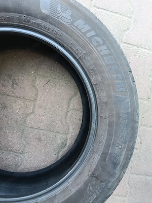 Anvelope 2 bucăti Michelin, 2 bucati Bridgestone 225/65/r17, vară - imagine 2