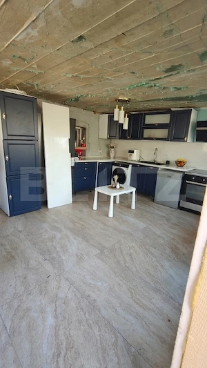 Casa de vanzare, 273 mp, teren 1300 mp, zona Brezoaia - imagine 4