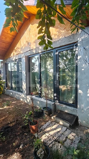 Casa de vanzare, 273 mp, teren 1300 mp, zona Brezoaia - imagine 3