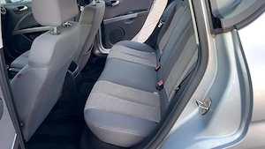 Seat Leon facelift 1.6 TDI 105 cp. an 2011 inmatriculat RO. EURO 5. - imagine 8