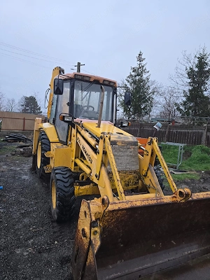 Servicii Buldoexcavator!