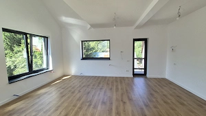 Apartament cu 4 camere 125 mp (4 garsoniere) la cheie + 60 mp pod - Busteni
