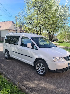 VW CADDY 2.0 MAXI (XL) Benzină an 2010, 7 locuri - imagine 2