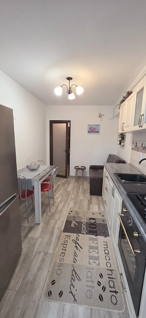 PF ,inchiriez  apartament, zona cug  providenta - imagine 4