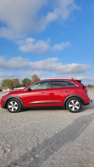Vand Kia Niro Hybrid - imagine 2