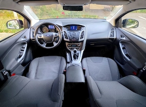 Ford Focus Titanium, 1.6 benzină clasic MPI, Climatronic, Keyless go - imagine 7