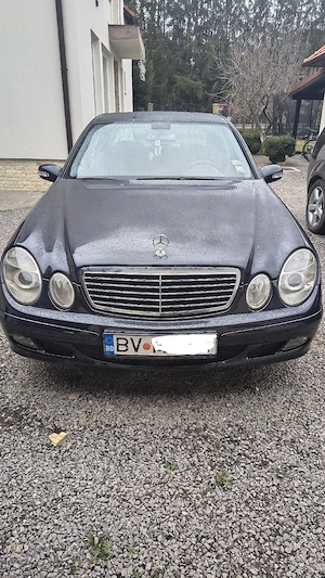 Mercedes E 220 - imagine 5