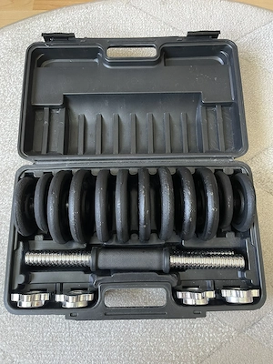 Set gantere reglabile Techfit 15 kg & cutie de depozitare si transport   stare excelentă