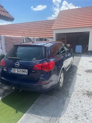 Opel astra J  - imagine 3