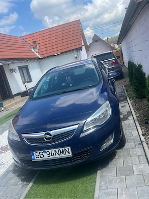 Opel astra J  - imagine 2
