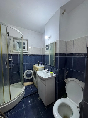 Apartament cu balcon  2 camere  Zona Centrala   - imagine 9