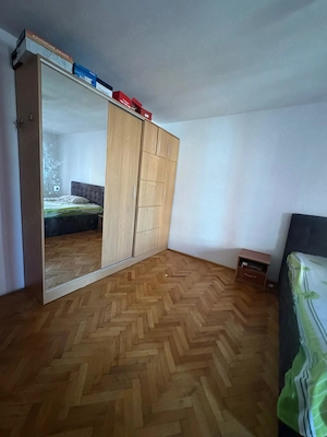 Apartament cu balcon  2 camere  Zona Centrala   - imagine 4