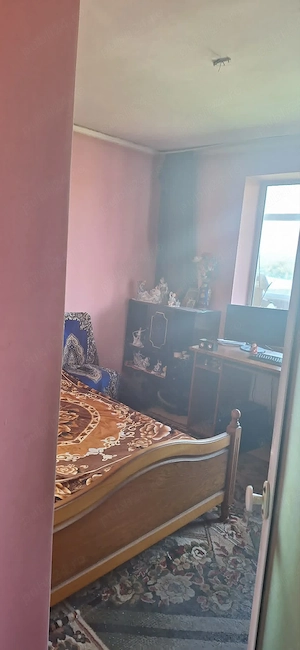 Vand Apartament 2 camere decomandat - imagine 8