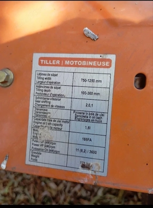 vând motocultor 