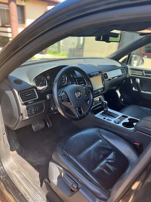 Vand Touareg an 20012 motor 3.0 204 cp automat 4 4 tot timpul 285.000 km reali - imagine 4