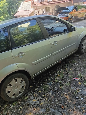 ford fiesta 1.3 benzina 2008 - imagine 3