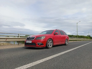 vând skoda