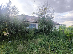 Vând casă si teren , in comuna  Zorleni, jud. Vaslui - imagine 4