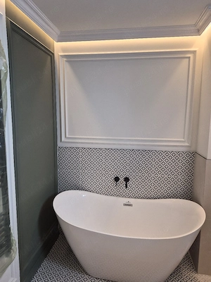 Zugrav cu experienta montez profile decorative, chenare, baghete, zugravit, plinta, etc