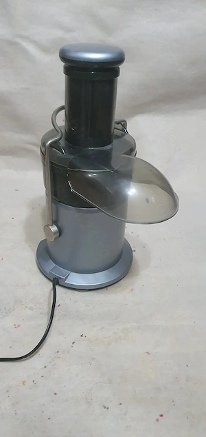 Storcător de fructe și legume Gastroback 450W, funcțional