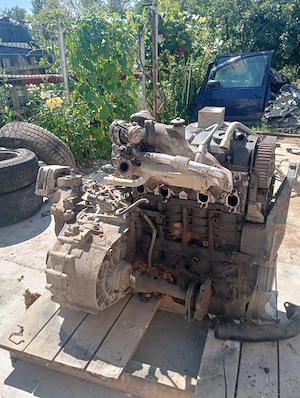 Vand sau dezmembrez motor 1.9 tdi sharan 2003  - imagine 2
