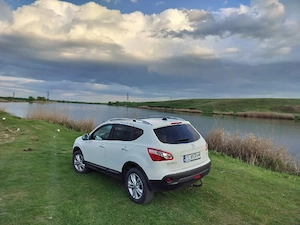 Nisan Qashqai  - imagine 4