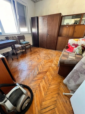 Apartament 2 camere, etaj 2, necesita revovare, zona centrala - imagine 2