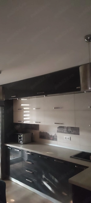 apartament cu 3 camere  - imagine 4