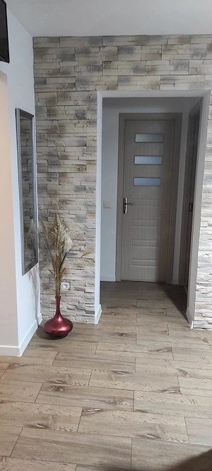 apartament cu 3 camere  - imagine 5