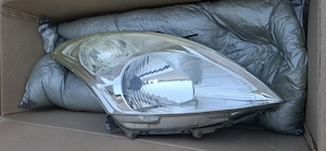 Vand far Suzuki Swift IV 2005-2010, partea pasagerului, pt volan pe partea drepta (Anglia)