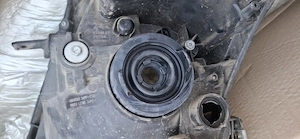 Vand far Suzuki Swift IV 2005-2010, partea pasagerului, pt volan pe partea drepta (Anglia) - imagine 4