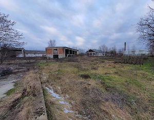De închiriat vânzare hală industrială 369,70 mp + teren 5.013 mp în Roman, Neamț - imagine 10