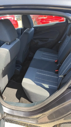 Ford Fiesta benzina 1.3 Rate Garanție  - imagine 6