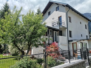Vila, pensiune cu 4 apartamente  - imagine 3