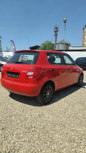 Skoda Fabia 2014 benzina Rate Garanție  - imagine 10