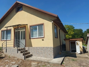 Casă de vânzare   Plopeni, comuna Chirnogeni 