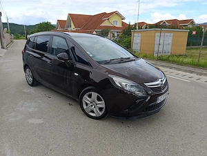 Vând urgent Opel Zafira tourer  - imagine 5