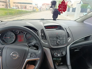 Vând urgent Opel Zafira tourer  - imagine 4