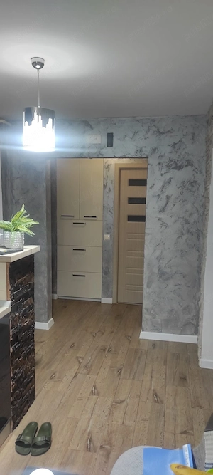 apartament cu 3 camere  - imagine 10