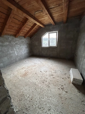 Vând casă în Comuna Sinești sat Popesti  - imagine 16