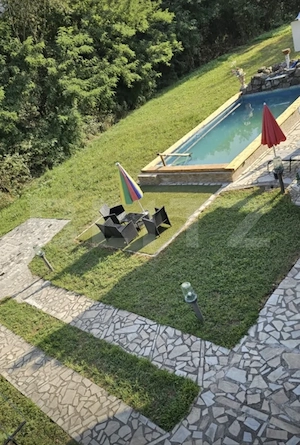 Casă independentă energetic, cu piscină interioară și exterioară  - imagine 6