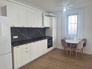Ap 2 camere - 52mp, parcare - str. Leandrului nr 2 - imagine 3