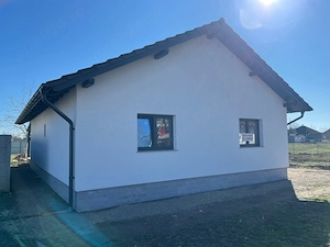 Casa noua de vanzare in Sannicolau Mare - imagine 2