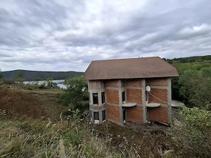 Pensiune turistică cu vedere panoramică spre Lacul Cinciș   investiție cu potențial excepțional